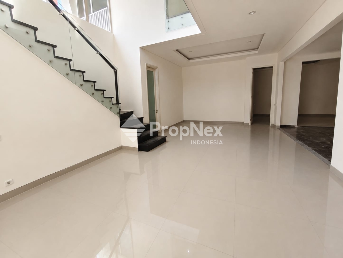 Rumah Wisata Bukit Mas Cluster Grand Palais 2 Lantai — foto 9